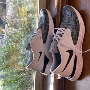 Nike shoes